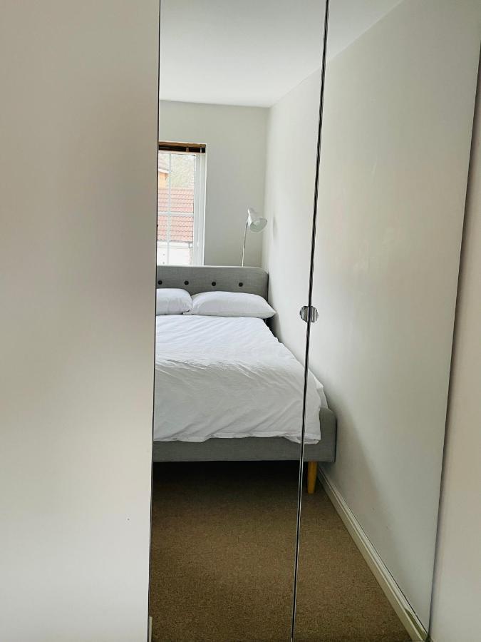 Mezzo House- Entire Property コヴェントリー エクステリア 写真